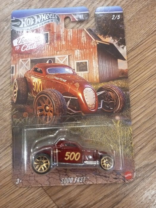 Машинка Hot wheels торг