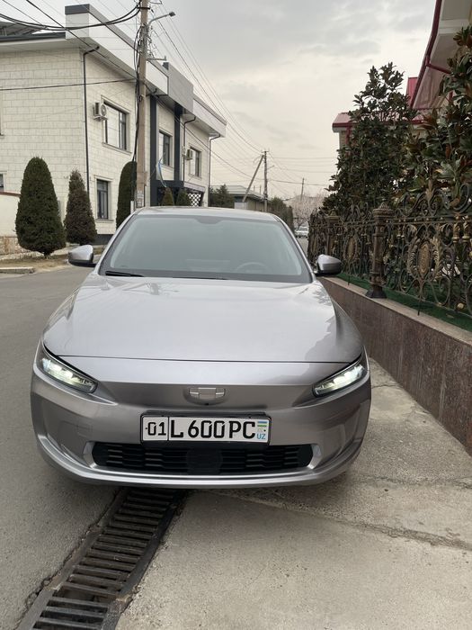 Gelliy zor mashina 2021