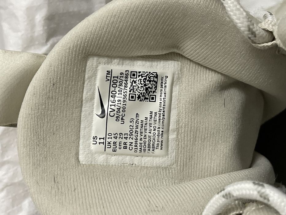 Adidasi nike 720