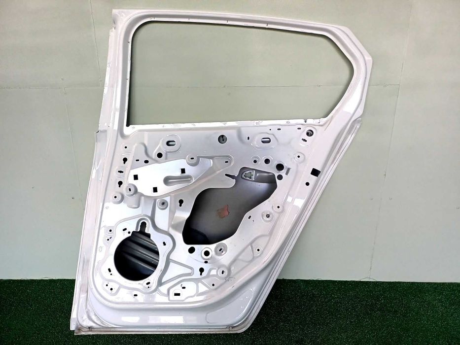 врата задна дясна Opel Astra L 2021-2025 г. #1010V