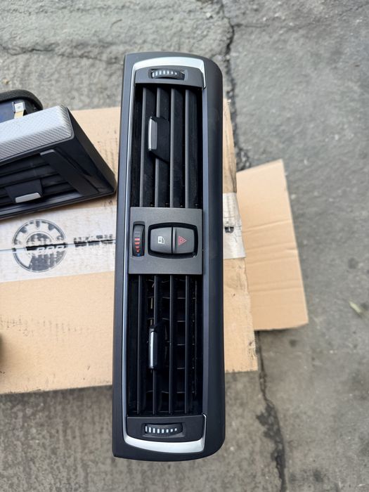 Grila ventilatie bmw f20 f21 trim bord bmw f20 f21