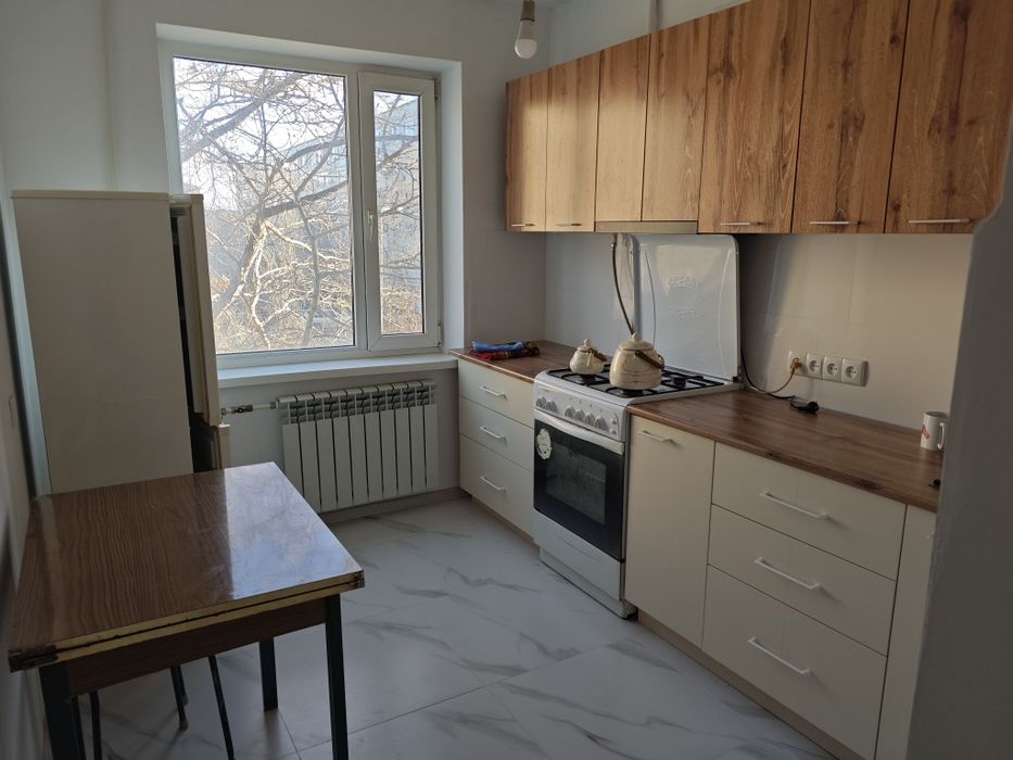 Продам квартиру 3 х комнатную