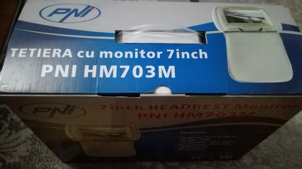 Tetiera auto cu monitor neagra