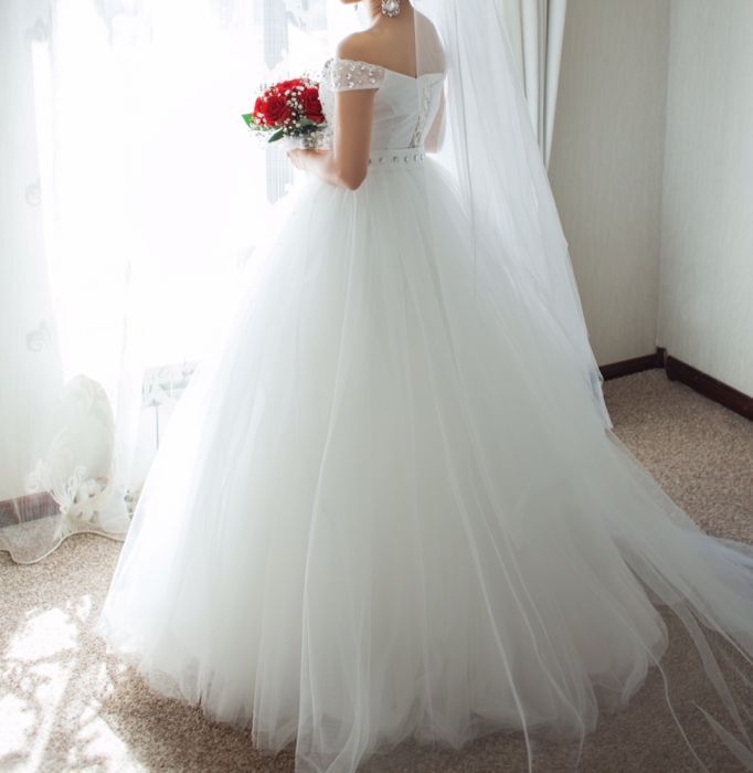 Свадебное платье