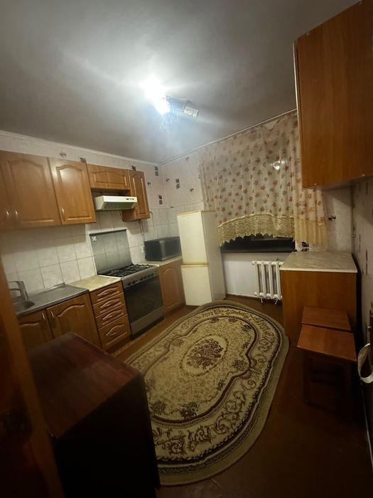 Сдам квартиру двух комнатную.