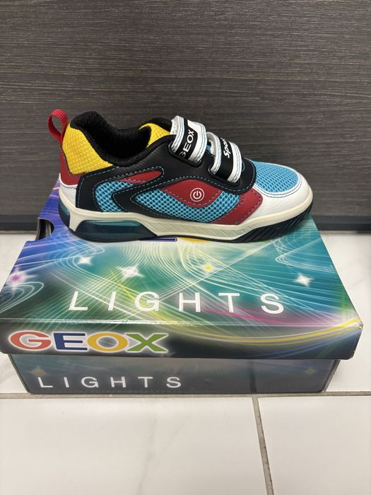 Vand adidasi copii geox si nike
