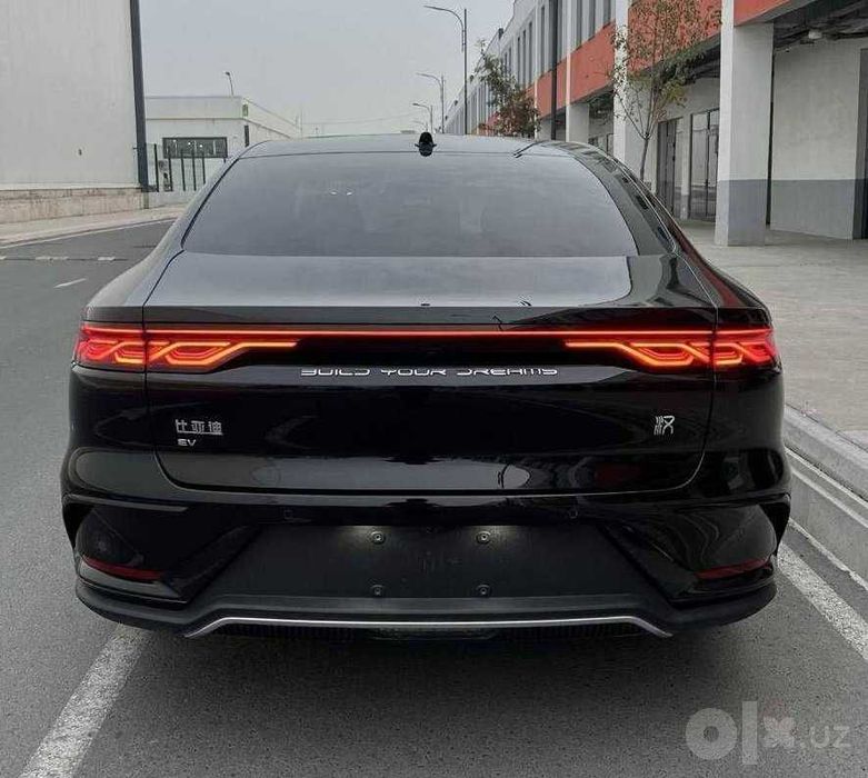 BYD HAN 701 км 2024 - Ваш новый статус в потоке
