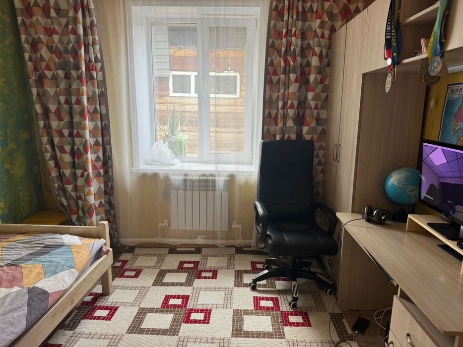 Продам дом,кирпичный,тёплый,