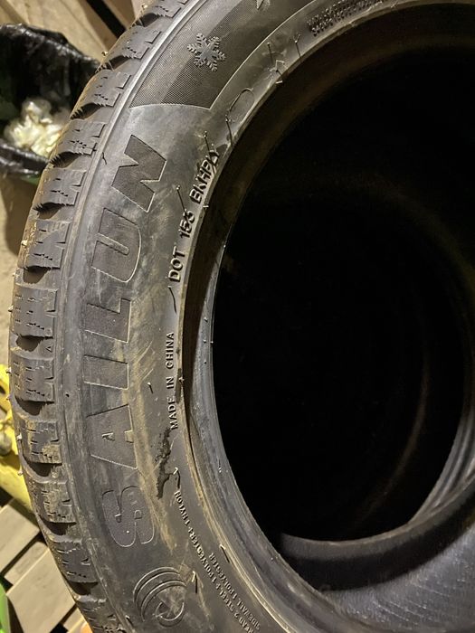 Продам зимнию резину сайлунг