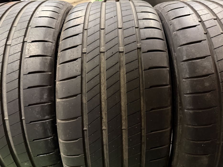 4 anvelope Vara Bridgestone Potenza  R19 235/35/19 91Y DOT 2022