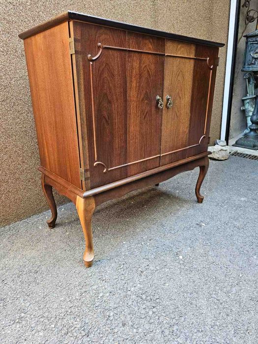 Шкаф в стил Луи 15