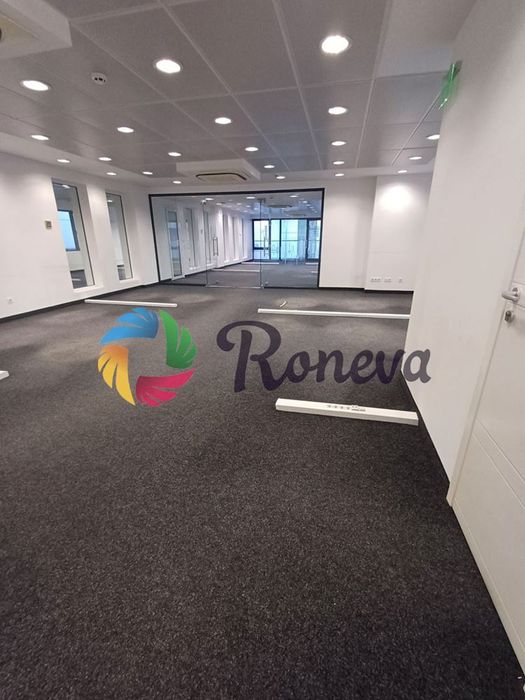 Дава се под наем Офис в Варна, Център - 225 кв.м за 3600 € - Снимка #5