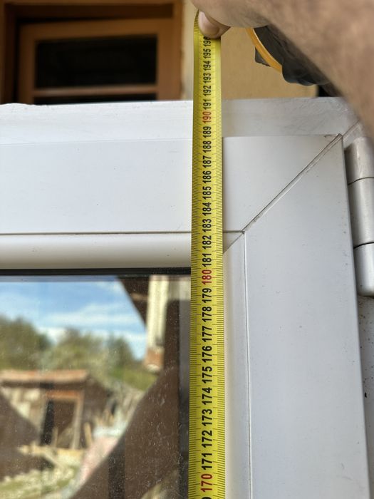 Usa PVC  cu geam termopan in stare foarte buna