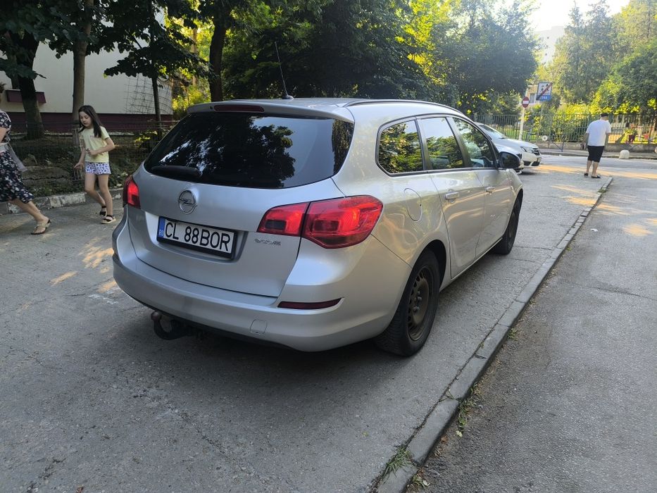 OPEL Astra 2012 — imagine 4