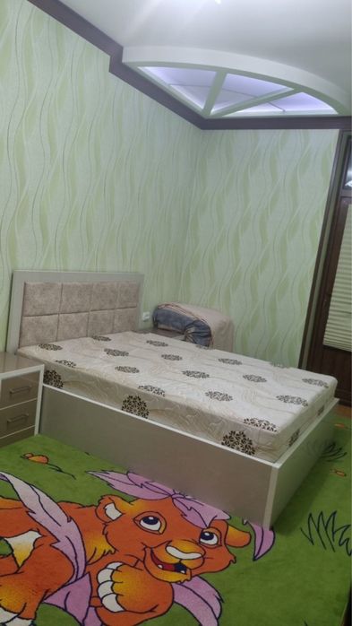 Сдается 3 х комнатная квартира на 3 этаже Хамкор банк 350$