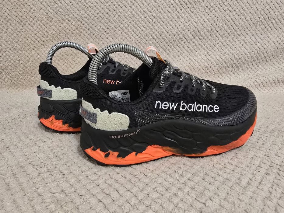 Adidasi New Balance nr 37 pret 270 lei