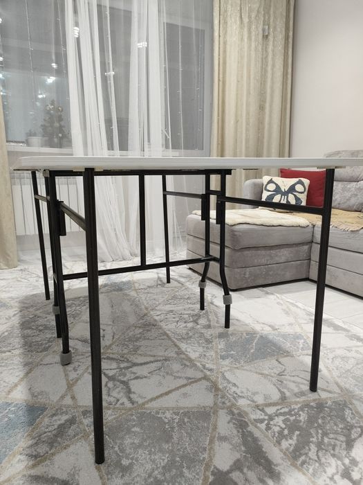 Продам стол трансформер