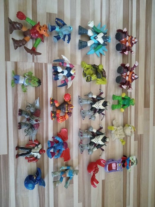 Гормити  фигурки и вампирчета