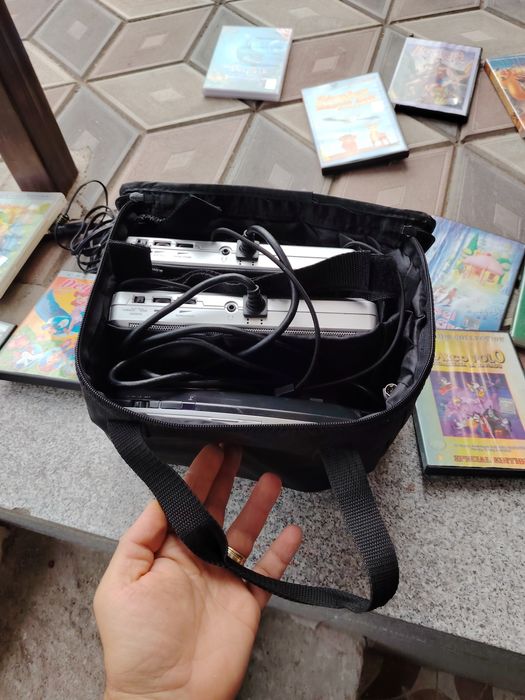 Dvd auto pentru tetiere