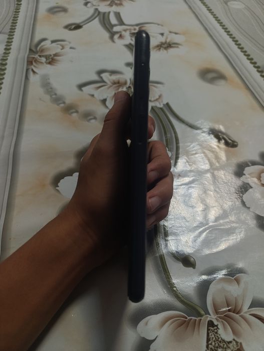 Samsung A 13 4/128GB Sotiladi