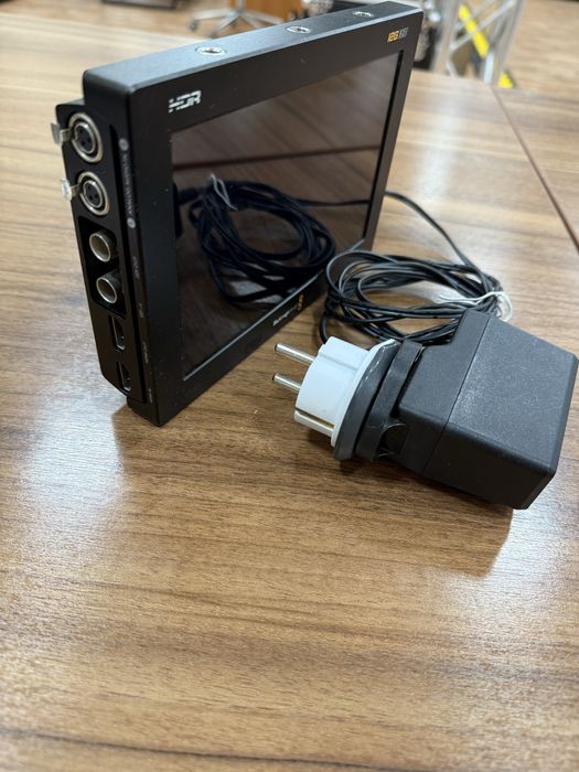 Blackmagic Video Assist 7 12G HDR