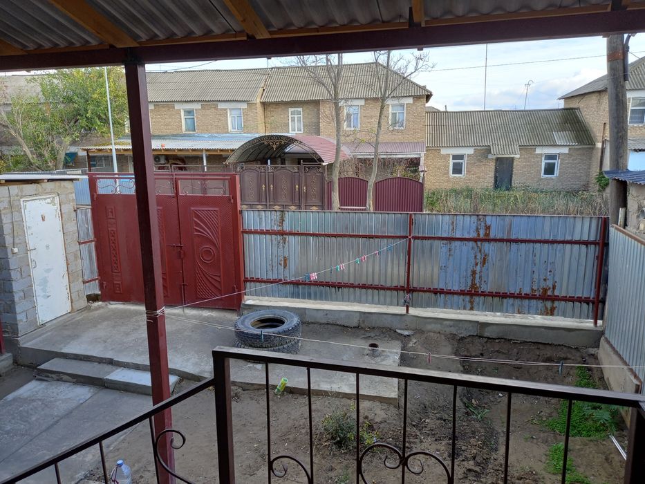 Үй сатылды үш бөлмелі