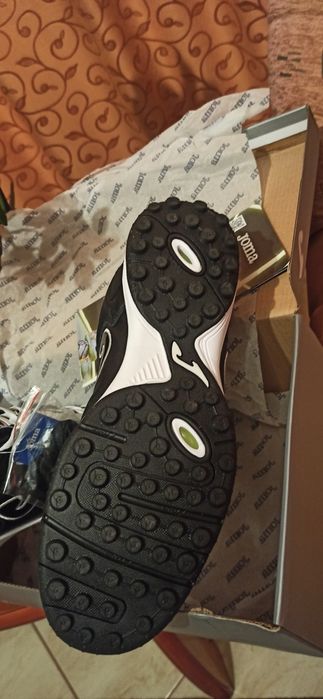 Ghete fotbal teren sintetic Joma