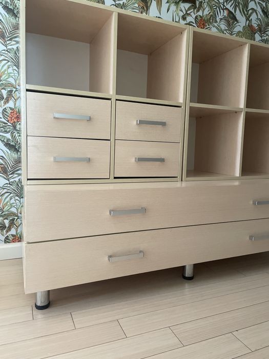 Шкаф комод с ящиками и полками