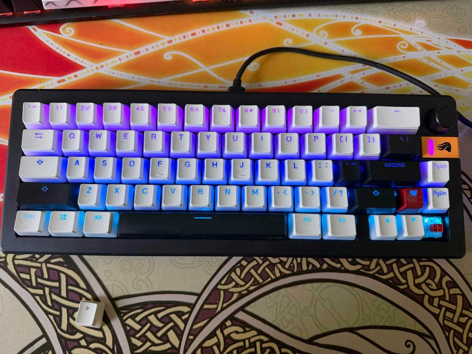 Glorious GMMK 3 HE гейминг клавиатура hollow effec