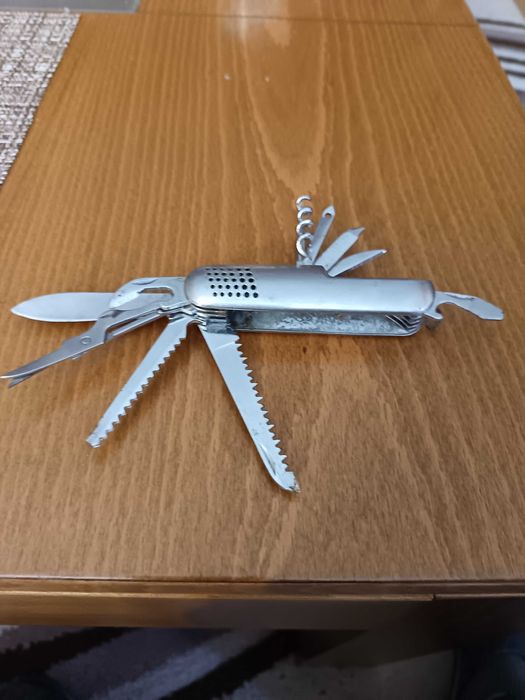 Сгъваемо джобно ножче мултифункционален нож