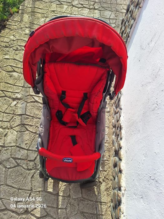 Carut  CHICCO Simplicity Top
Roti fixe si pivota