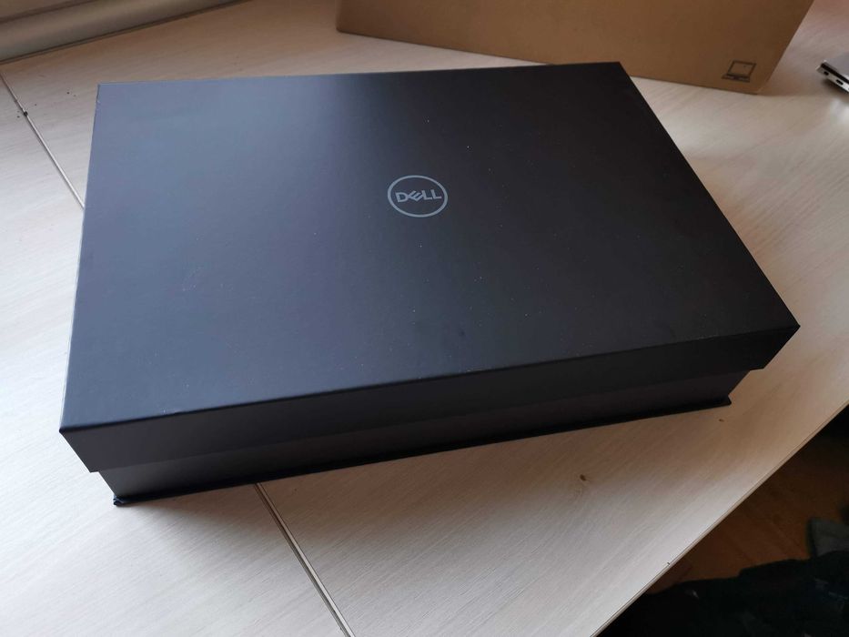 DELL XPS 17" 9720 | 4K, RTX3060, 32GB 1TB | Гаранционен +ProSupport