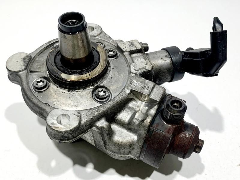 Pompa injectie BMW Seria 3 F30 7810696 2.0d