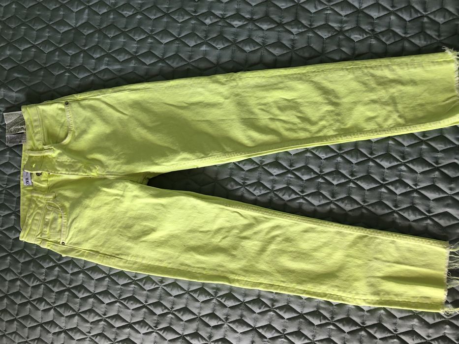 Брутални електрикови жълто зелени дънки