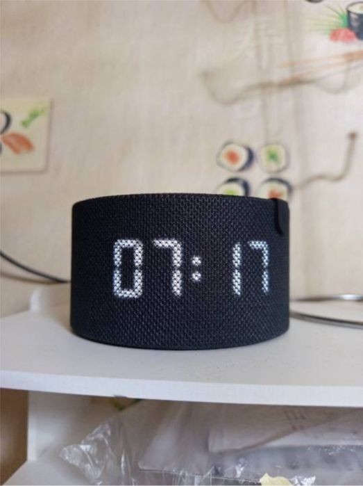 Умная колонка Яндекс Станция Мини 2 с часами. Алиса