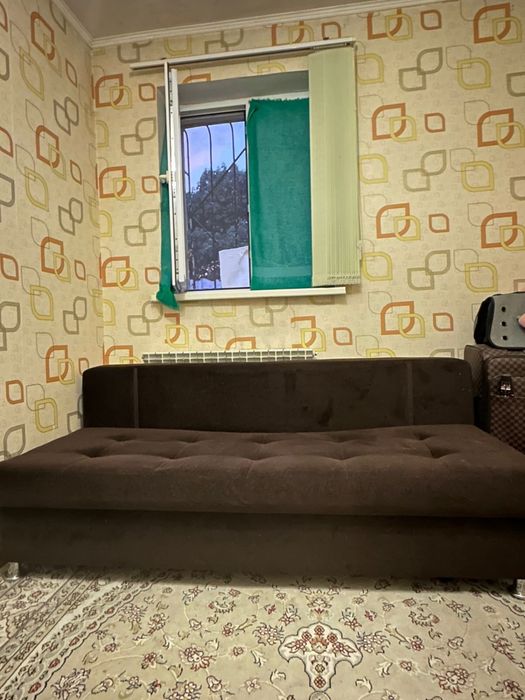 Диван, в отличном состоянии
