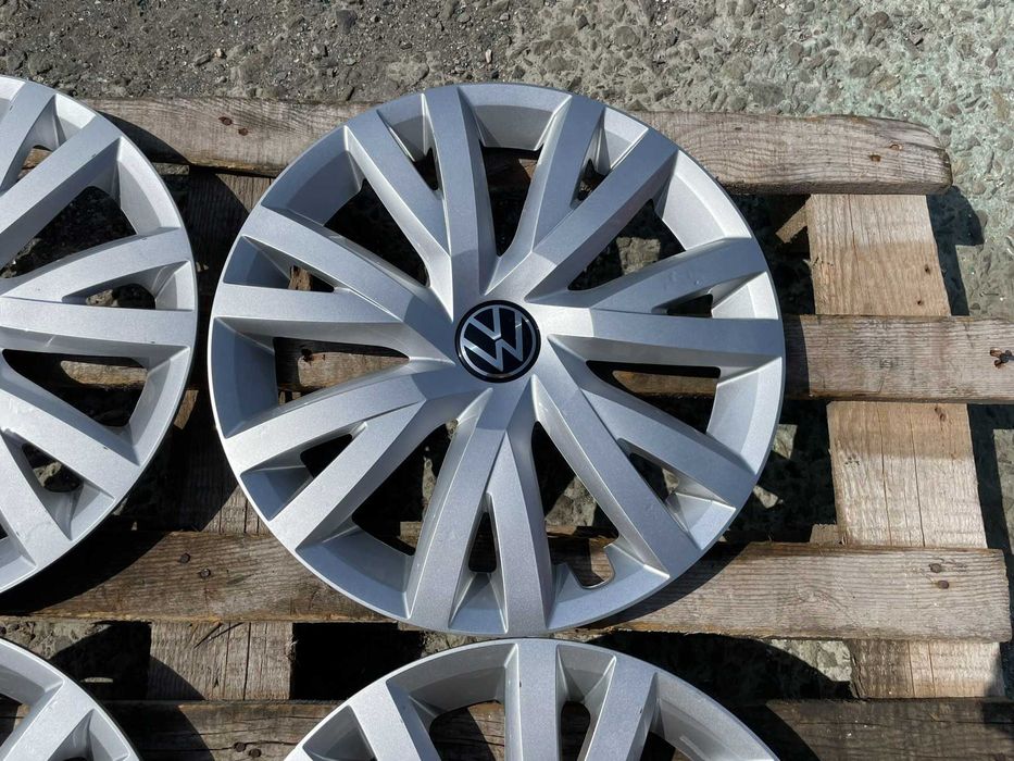 16 цола Тасове VW Golf Volkswagen Golf Bora 5H0601147C Оригинал