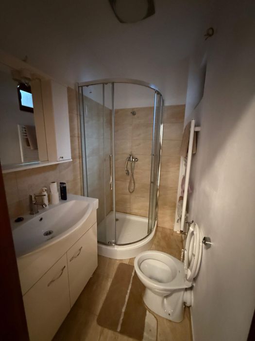 Ofer spre închiriere Apartament 3 Camere zona Centrala