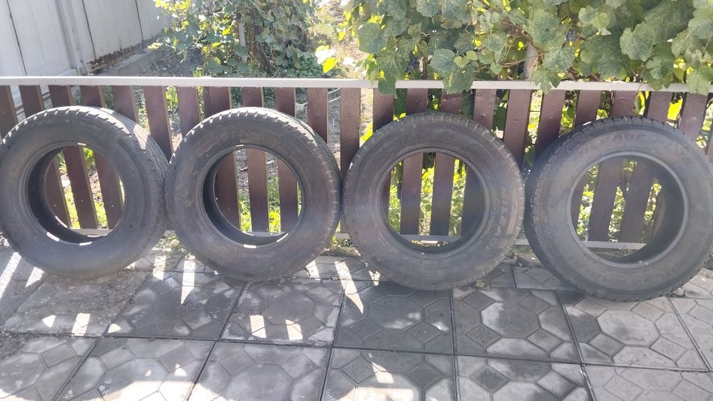 Шины 215,70, R15C