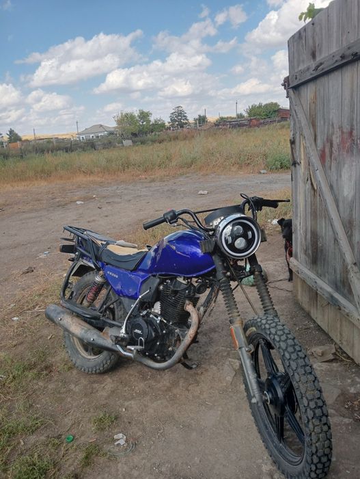 Продам GSX200cc в среднем состояние