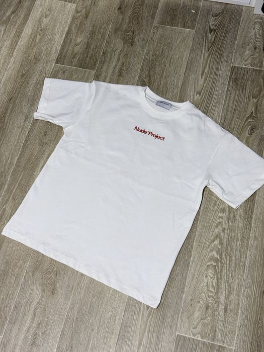 Футболка Nude Project