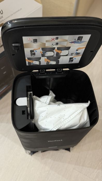 Продам робот пылесос