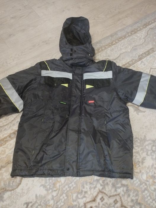 Продам спец одежду