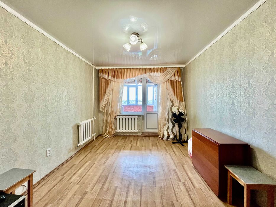 4-комнатная на 8 мкрн 4 кольцо ][