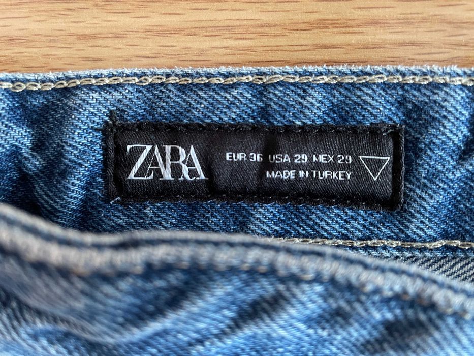 Широкие джинсы Zara