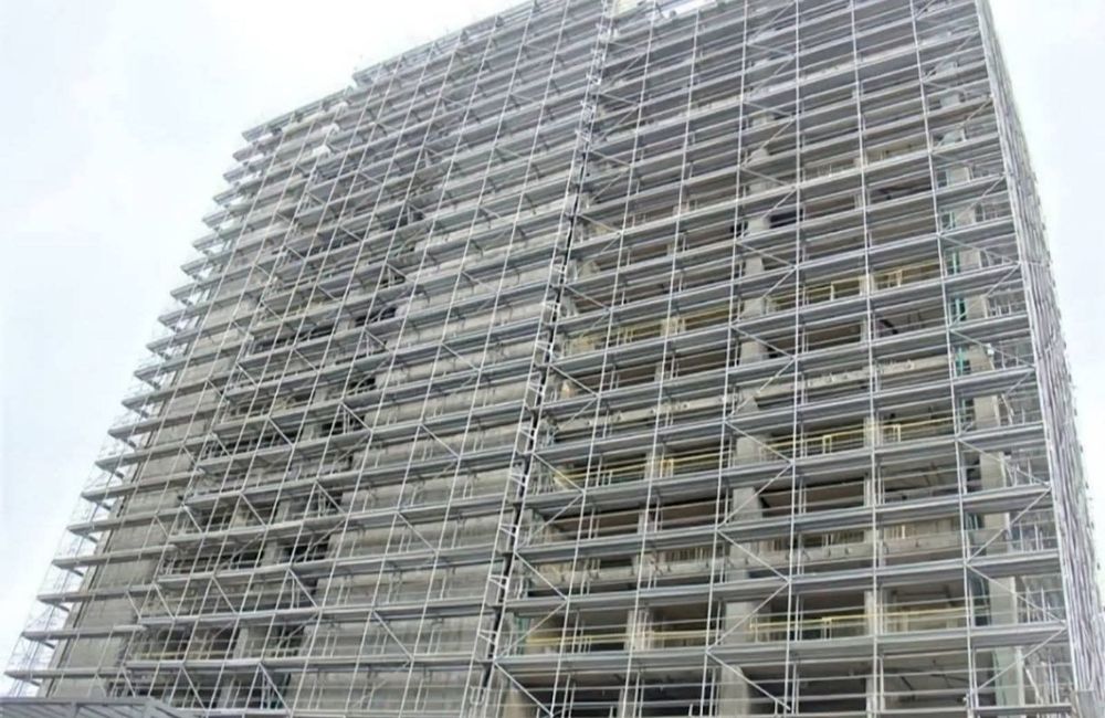 Продавам високо качествено европейко сертифицирано леко фасадно скеле