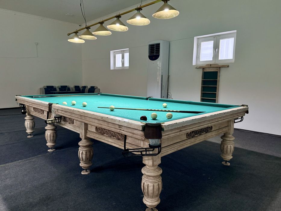 Billiard stol yangi