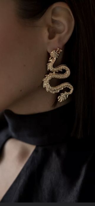 Серьги (бижутерия)