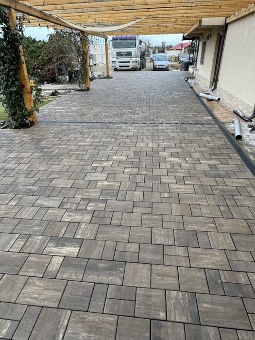 Montaj pavele, borduri, rigole – Lucrăm în toată țara!