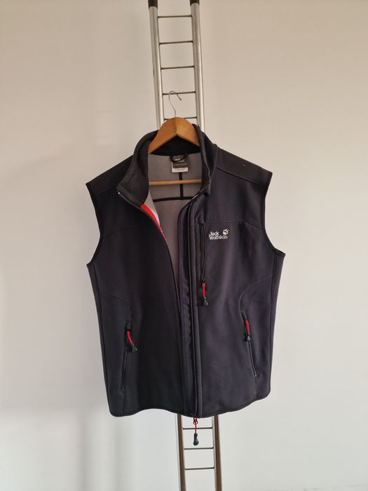 Страхотна мъжка грейка JACK WOLFSKIN размер М